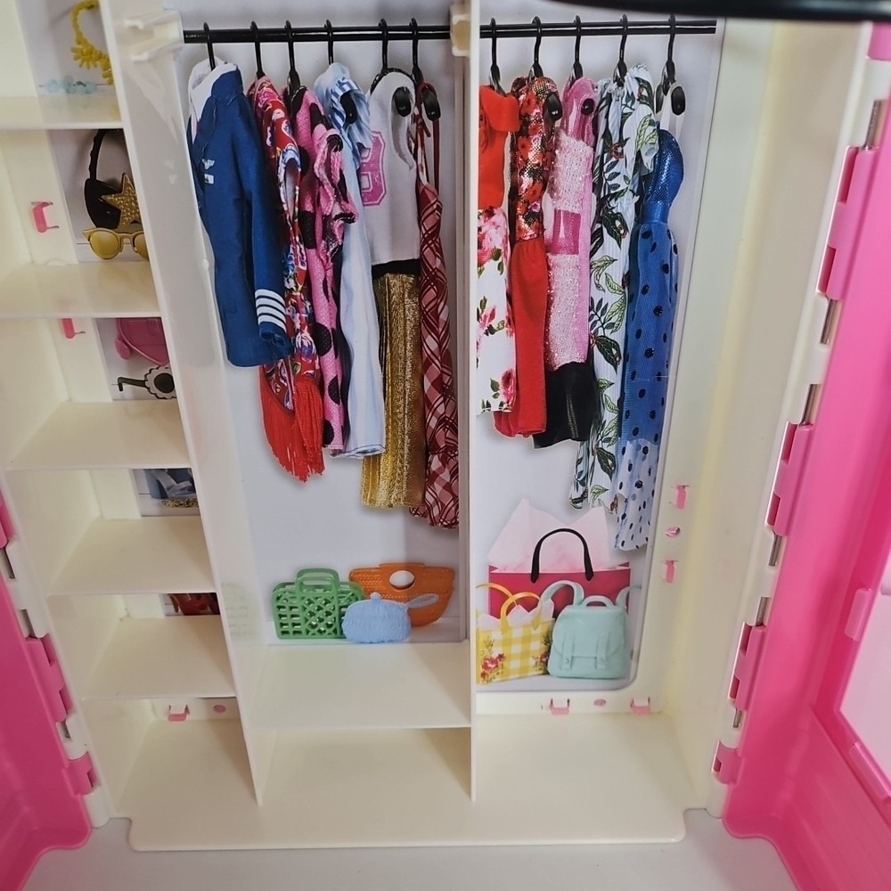 Barbie Doll Closet Storage Pink Black Box 2011 carrying case - Picture 8 of 12